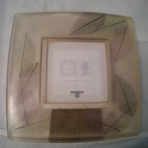 Vintage Lavender Colored leafs Frosted Photo Frame